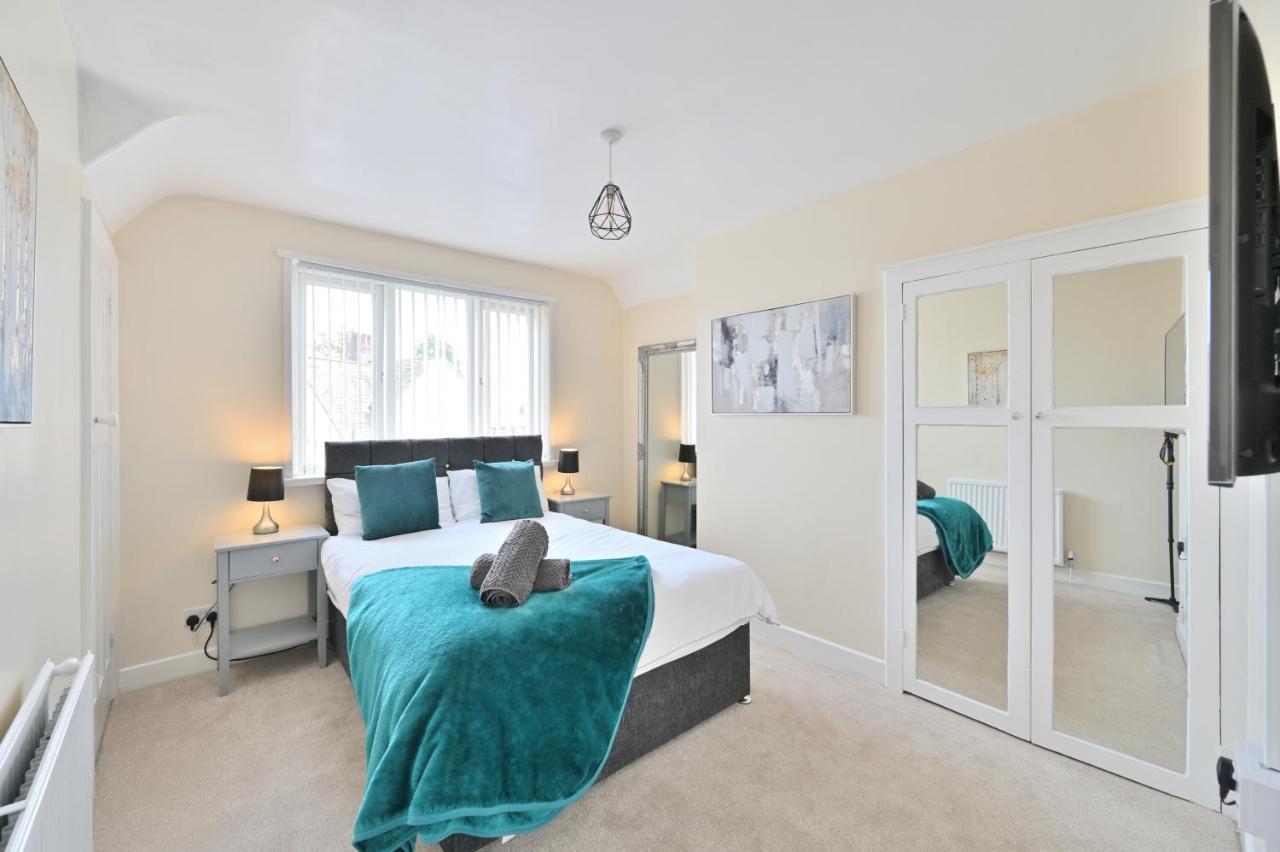 Sleek And Stylish 3 Bed In Bolton - Garden - Parking Villa Exterior photo